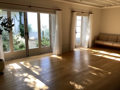 Room1