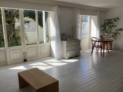 Room1
