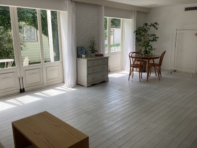Room1