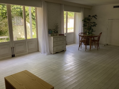 Room1