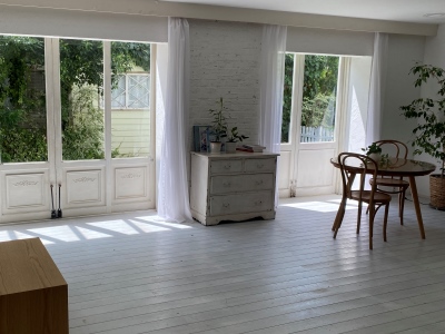 Room1