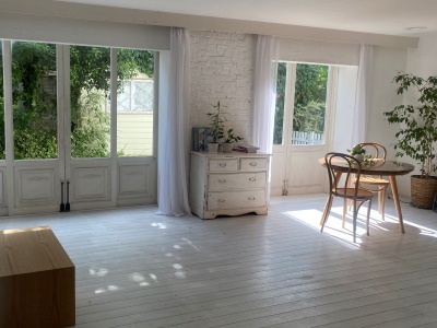 Room1