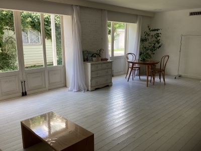 Room1