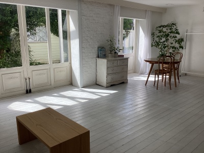 Room1