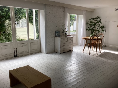 Room1