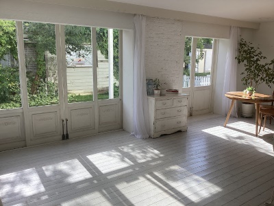 Room1