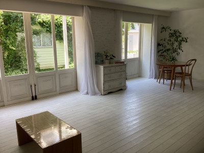 Room1