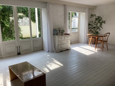 Room1