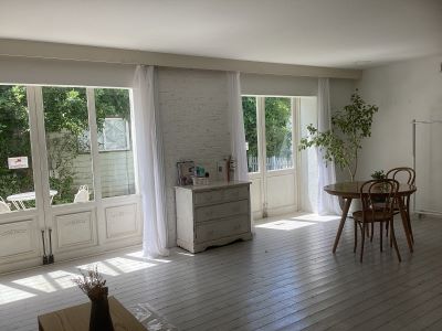 Room1