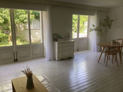 Room1