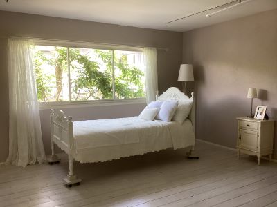 Room5