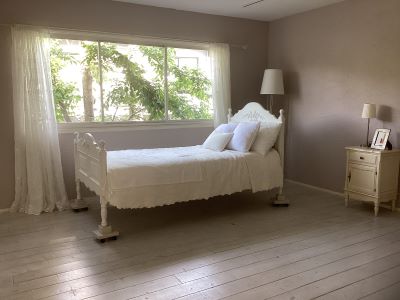 Room5