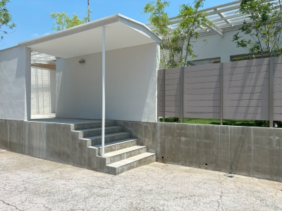 entrance