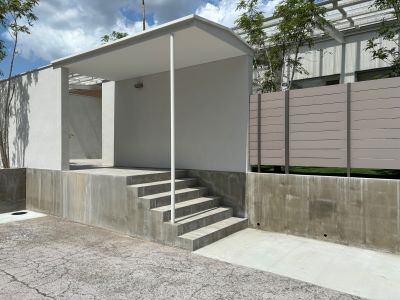 entrance