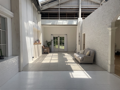 Room1