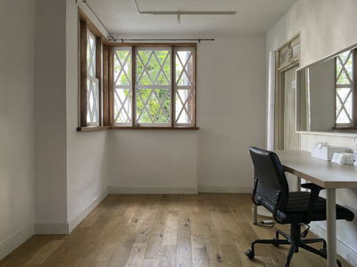 Room2