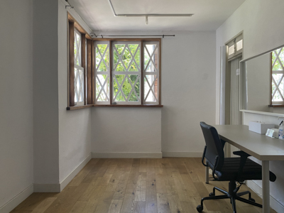 Room2