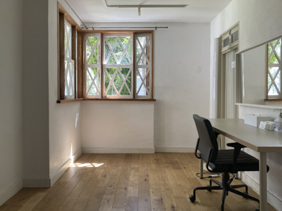 Room2