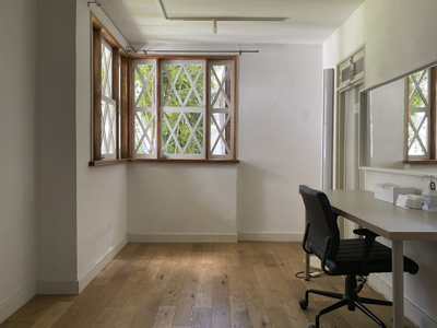 Room2