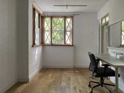 Room2