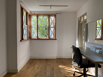 Room2