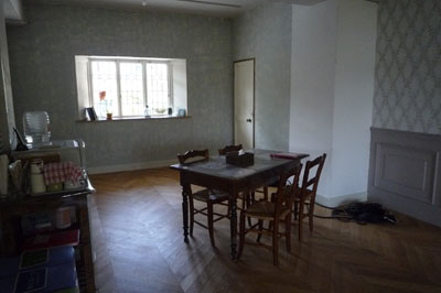 Room2-2